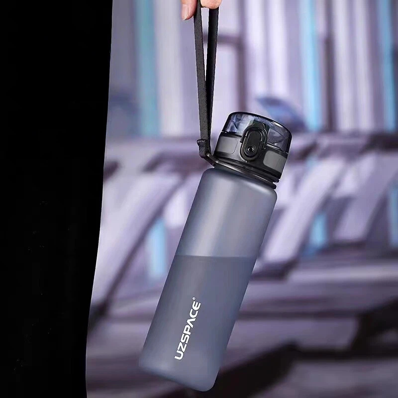 Bouteille d'eau portable sans  - Sports Equipment Photos avis et prix