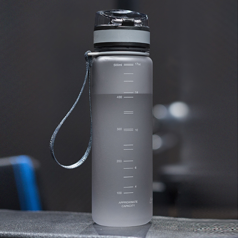 Bouteille d'eau portable sans  - Sports Equipment Photos avis et prix